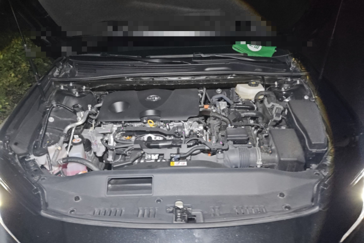 丰田 凯美瑞 2024款 双擎 2.0HE 精英版局部细节24