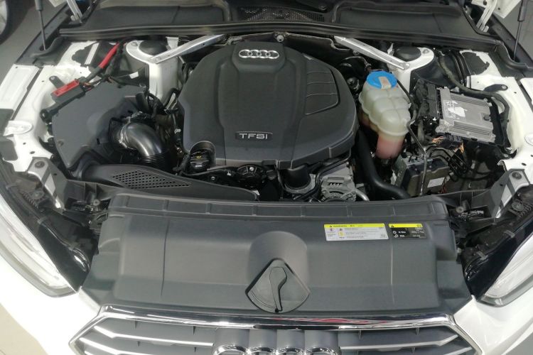 奥迪A5 2017款 Sportback 40 TFSI 时尚型机舱底盘24