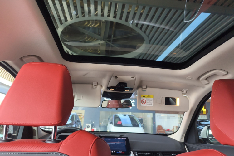 宝马X1 2023款 sDrive25Li M运动套装中控内饰22