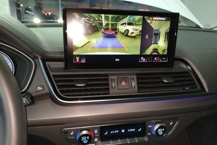 奥迪Q5L 2022款 40T 豪华动感型中控内饰16