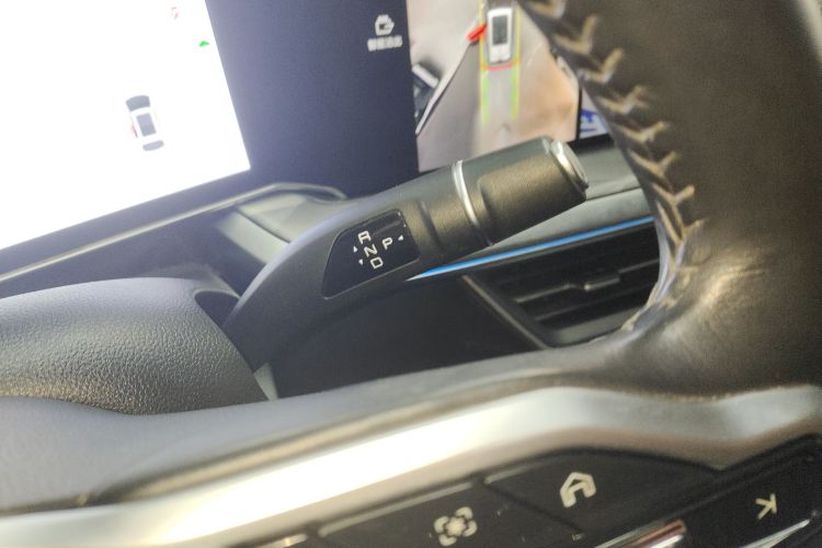 哈弗神兽 2022款 1.5T 智享版DHT中控内饰18