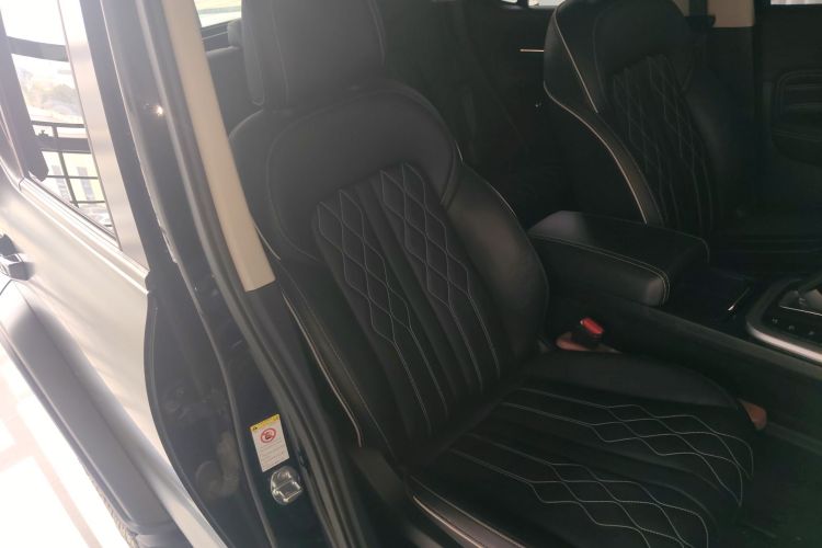 坦克300 2023款 城市版 2.0T 我看型局部细节41