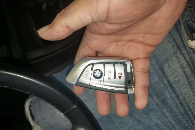 宝马X1 2019款 sDrive18Li 时尚型中控内饰11