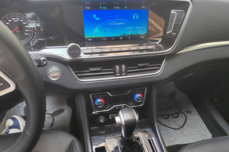 众泰T600 Coupe 2017款 1.5T 自动尊享型中控内饰16