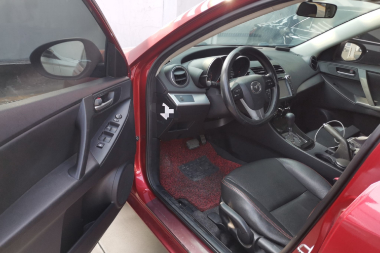 马自达3星骋 2015款 三厢 1.6L 自动精英型中控内饰20