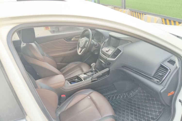 东风风神AX7 2018款 经典 1.6T 自动豪华型局部细节9005