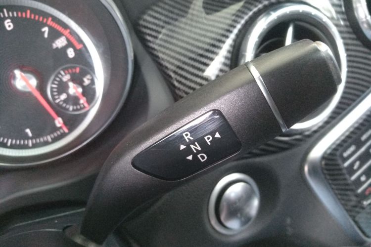 奔驰CLA 2018款 CLA 200 动感型局部细节18