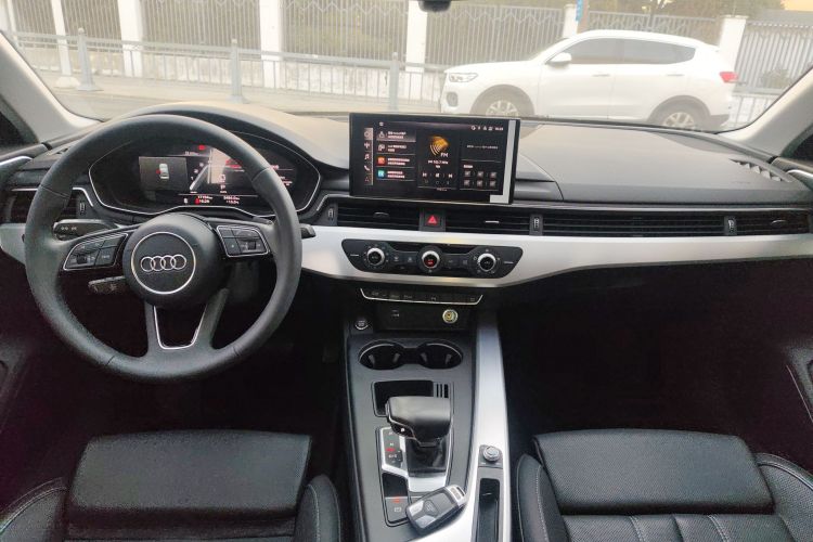 奥迪A4L 2022款 40 TFSI 时尚动感型中控内饰7002