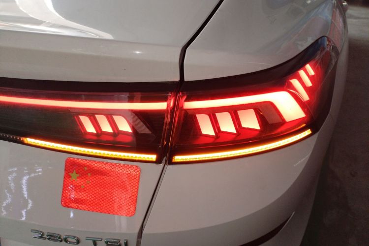 大众 2023款 凌渡L 280TSI DSG酷辣版车身外观6006