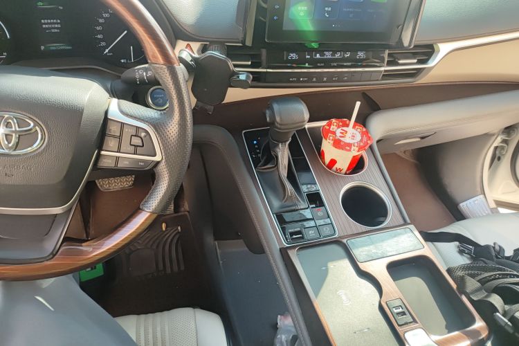 丰田 赛那SIENNA 2021款 2.5L混动 舒适版局部细节18