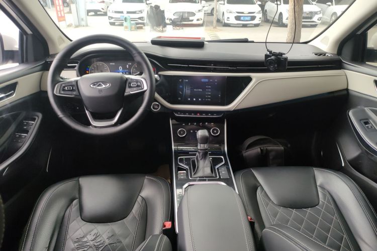 奇瑞 艾瑞泽GX 2018款 1.5T CVT型色版 国V中控内饰7002