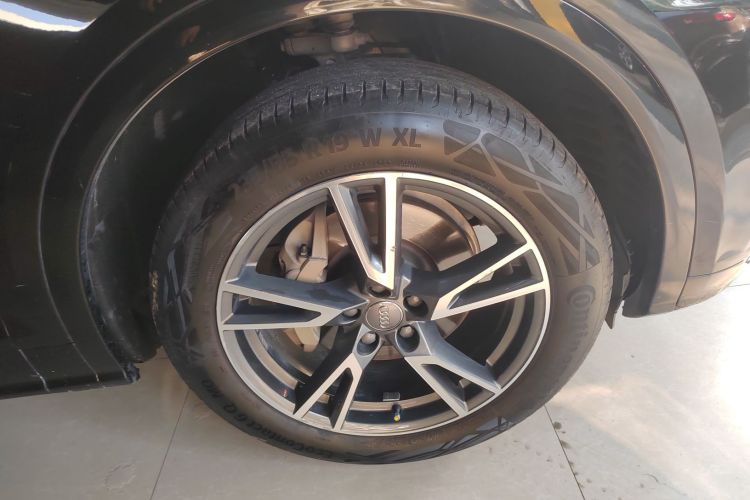 奥迪Q5L 2018款 45 TFSI 尊享时尚型 国V车身外观6008