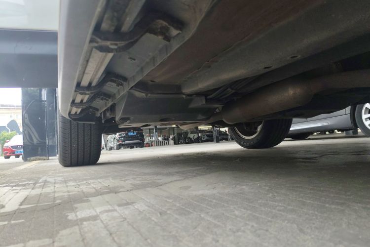 陆风X7 2015款 2.0T 全景旗舰版局部细节9001