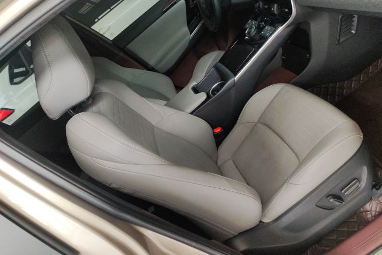 广汽丰田bZ4X 2022款 长续航Pro局部细节41