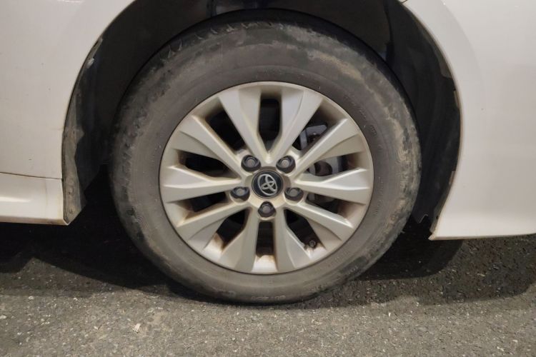 丰田 卡罗拉 2019款 1.2T S-CVT GL先锋版车身外观10