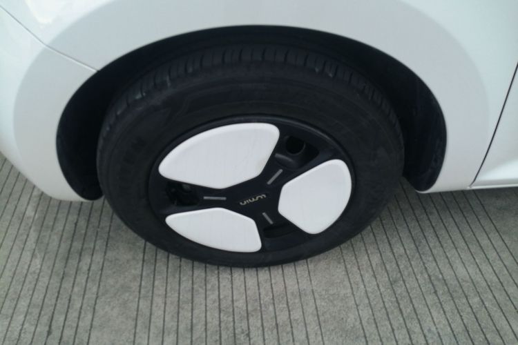 长安启源 长安Lumin 2022款 210km 香甜款车身外观6007