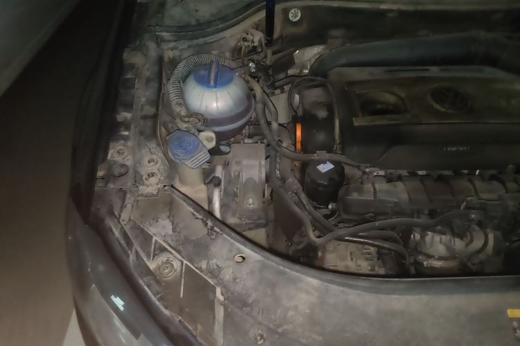 大众 迈腾 2013款 1.8TSI 领先型局部细节9006