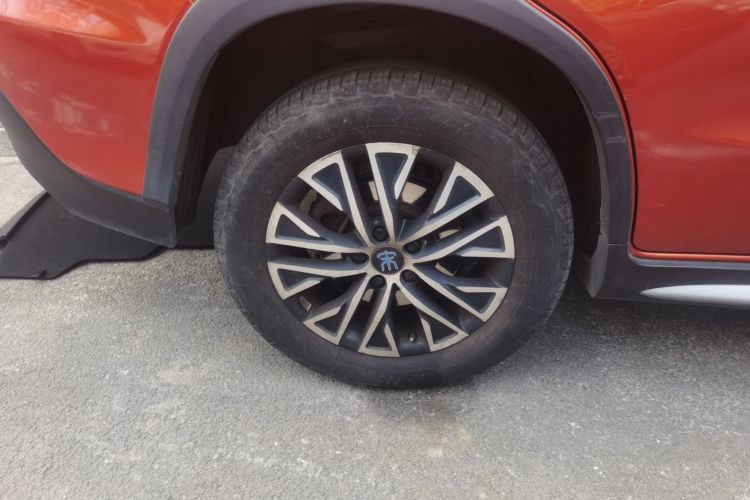 比亚迪 宋新能源 2017款 宋EV300 尊贵型车身外观6008