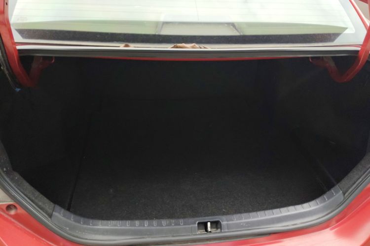 丰田 雷凌 2014款 1.6G CVT精英版机舱底盘23