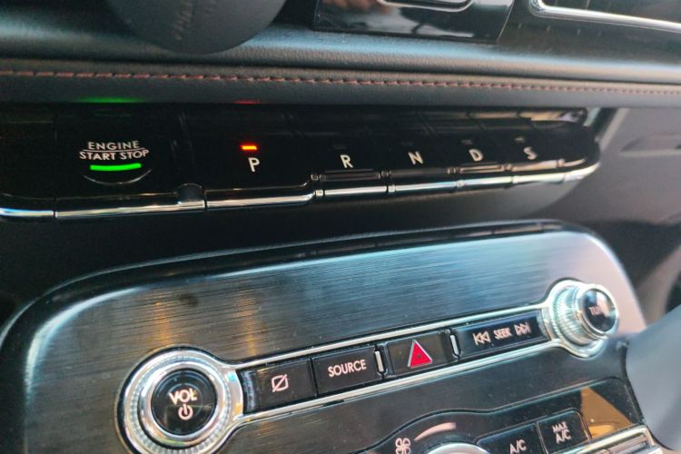 林肯 航海家 2021款 2.0T 四驱尊享版中控内饰18