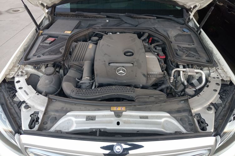 奔驰C级 2015款 C 180 L局部细节24