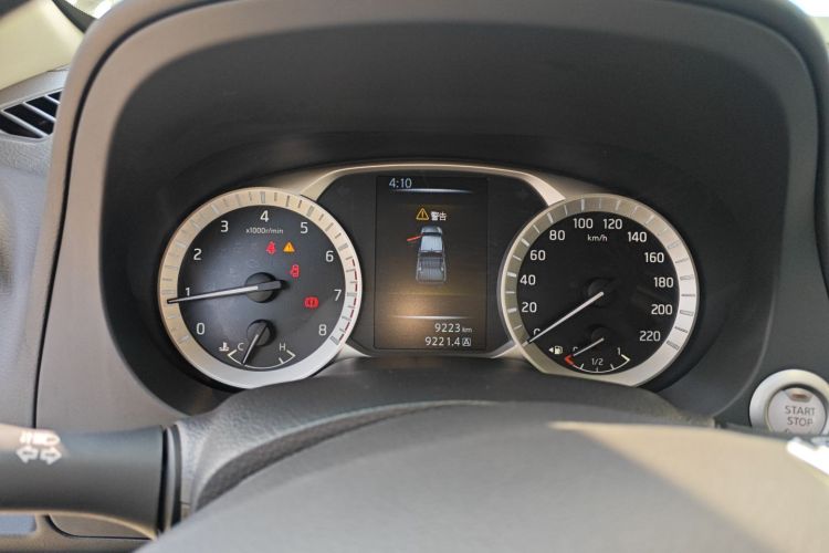 日产 纳瓦拉 2021款 2.5L 改款 手动两驱舒适型QR25局部细节14