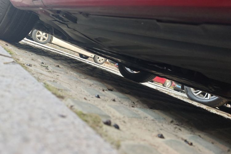 奔驰C级 2016款 C 200 L 运动型局部细节9004