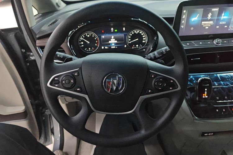 别克GL8 2023款 陆上公务舱 智享型局部细节13