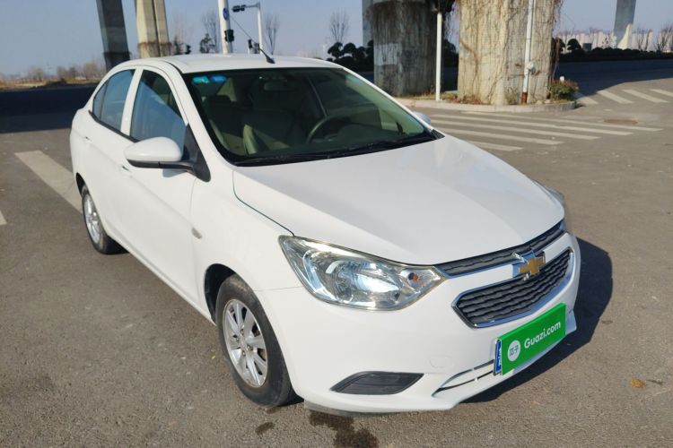 雪佛兰 2018款 赛欧3 1.3L AMT理想版车身外观3