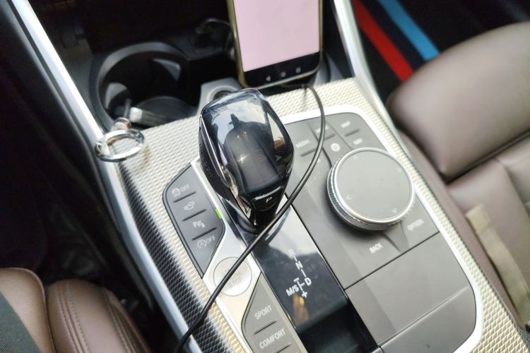 宝马3系 2020款 325Li M运动曜夜套装局部细节18