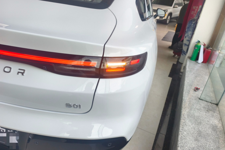 零跑汽车 零跑B01 2025款 650激光雷达版车身外观6006