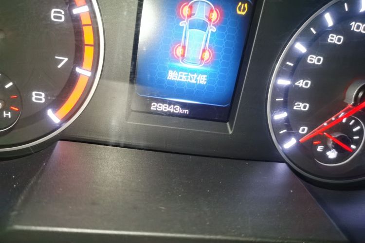 哈弗H6 2019款 运动版 1.5T 手动两驱精英型 国VI中控内饰15