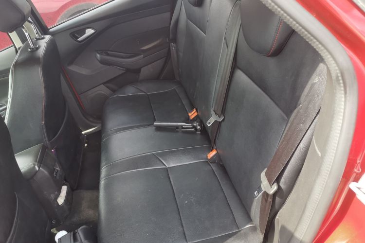 福特 福克斯 2017款 两厢 1.6L 自动舒适型智行版中控内饰7004