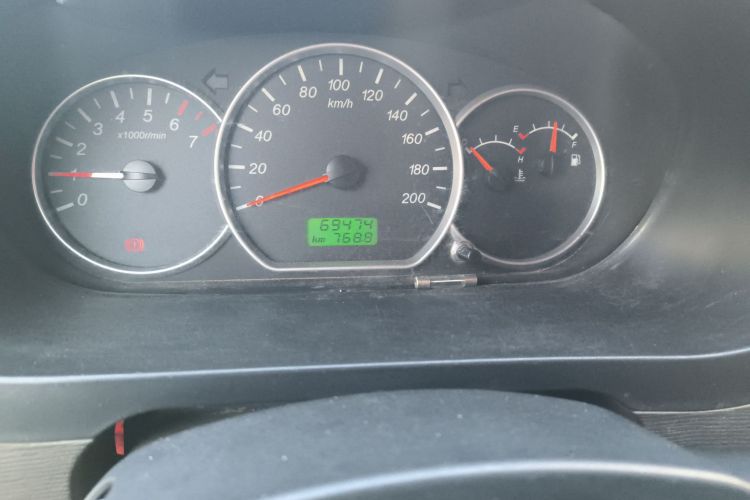 五菱汽车 五菱宏光 2015款 1.5L S 基本型国V中控内饰15