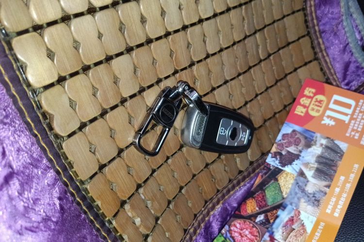 哈弗H6 2015款 升级版 1.5T 手动两驱精英型中控内饰11