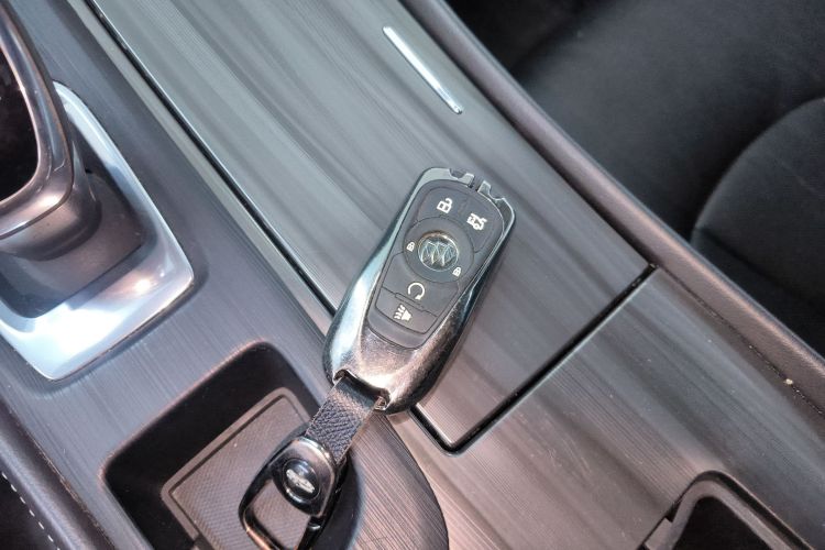 别克 君越 2018款 20T 精英型中控内饰7001