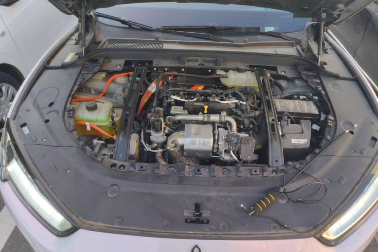 鸿蒙智行 问界M5 2022款 增程四驱旗舰版局部细节24