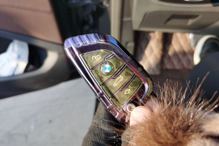 宝马X3 2021款 改款 xDrive28i 豪华套装中控内饰11