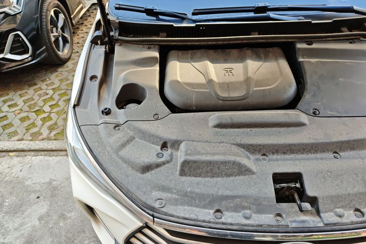 比亚迪 宋MAX 2017款 1.5T 自动智联尊贵型 7座局部细节9006