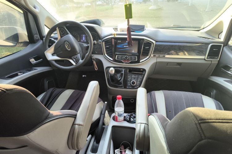 江淮瑞风 瑞风M4 2016款 2.0L 手动豪华智能型中控内饰12