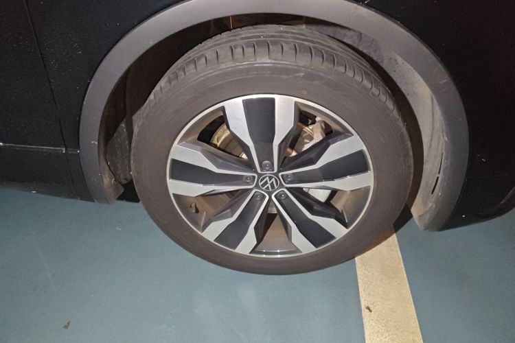 大众 途观L 2024款 330TSI 自动两驱R-Line越享版车身外观6007