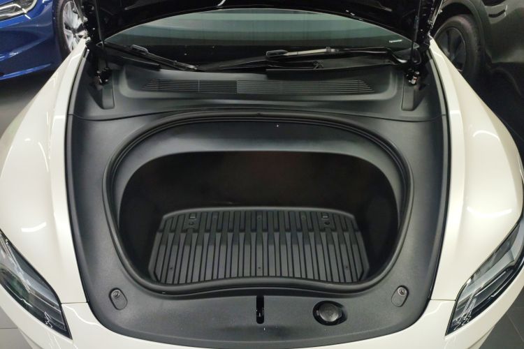 特斯拉 Model 3 2023款 长续航全轮驱动版局部细节24