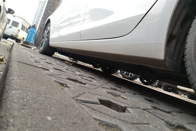 福特 福睿斯 2021款 1.5L 自动钻石版局部细节9002