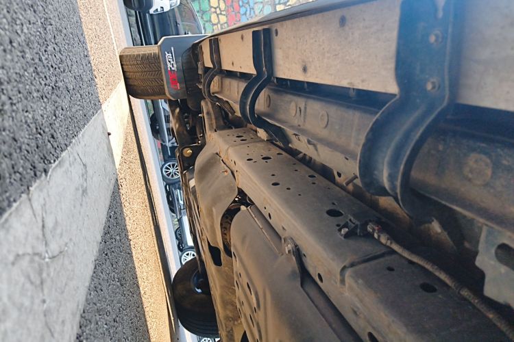 坦克300 2024款 2.0T 征服者局部细节9002