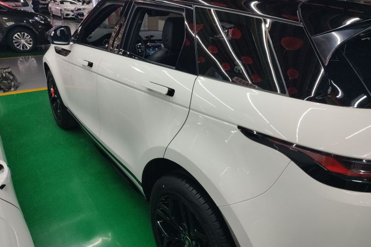 路虎 揽胜极光 2021款 极光L 249PS R-Dynamic S 性能版车身外观6003