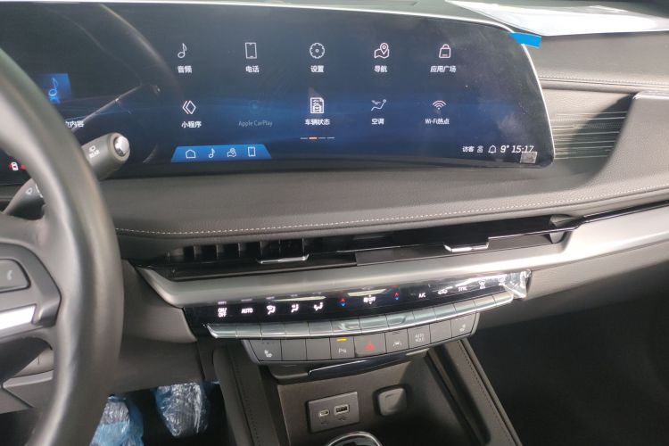 凯迪拉克XT4 2024款 28T 两驱豪华型中控内饰16