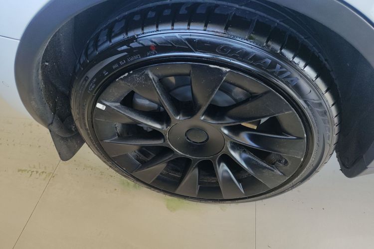 特斯拉 Model Y 2022款 改款 后轮驱动版车身外观6008