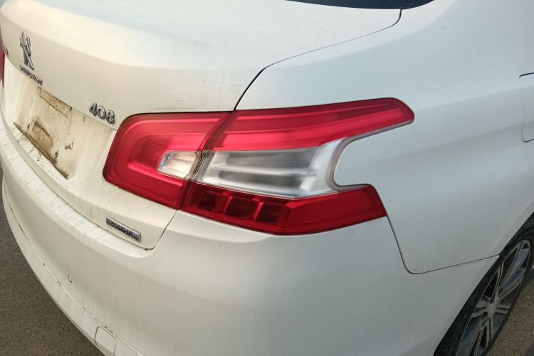 标致408 2018款 350THP 自动豪华版车身外观9