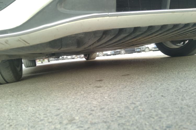 奔驰C级 2023款 C 260 L 运动版局部细节9001