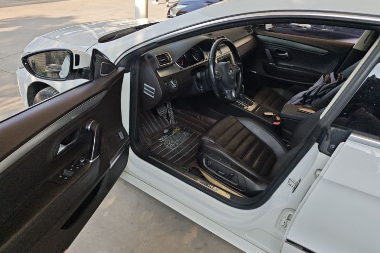 一汽-大众CC 2015款 2.0TSI 至尊型中控内饰20